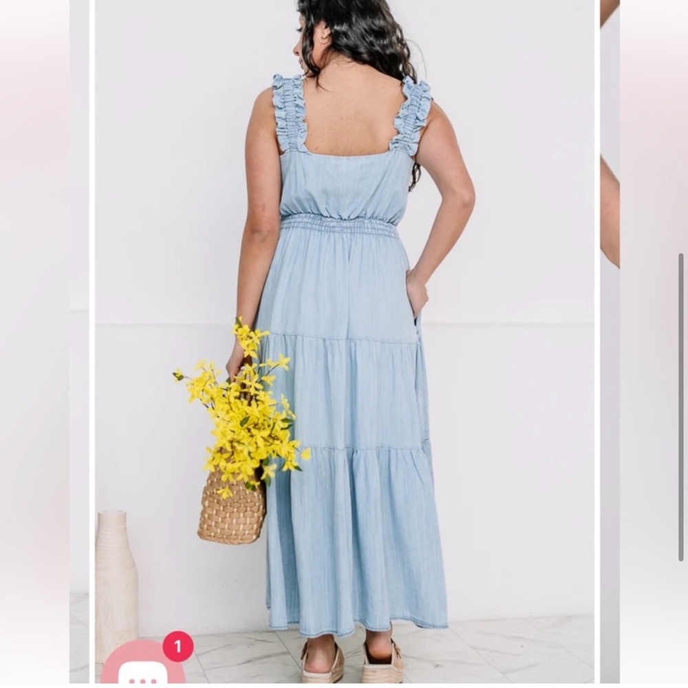 Easel BLUEBONNET BREEZE DENIM MAXI DRESS
Small NWT - Picture 5 of 15